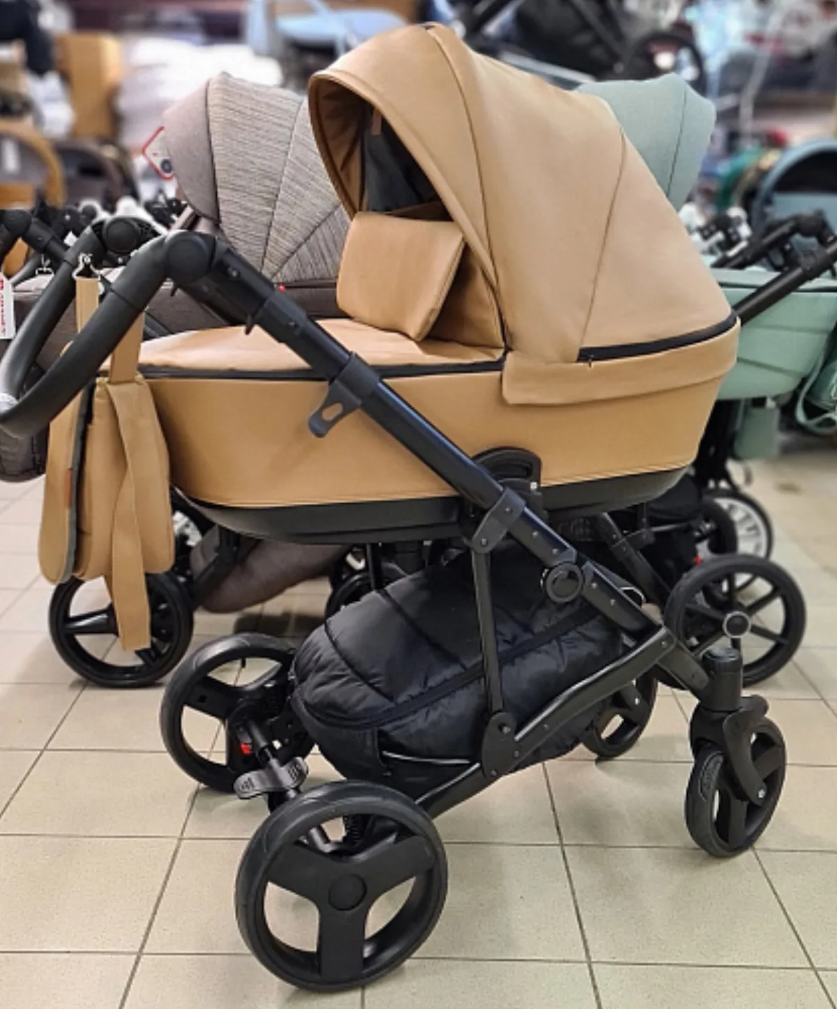 Jaxee C-Class Ecco — оптом от производителя